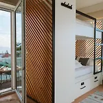 Vandrerhjem The Salty Surf & Yoga Ericeira