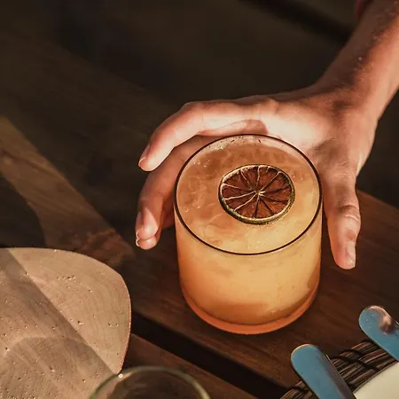 The Salty Surf & Yoga Ostello *