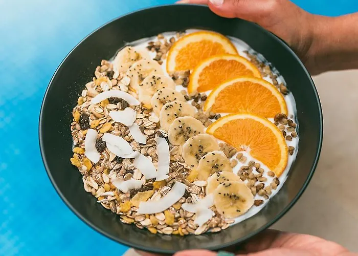 The Salty Surf & Yoga Hostal Ericeira